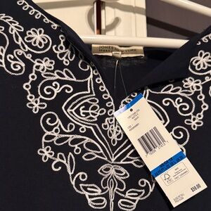 Jones New York Dark Blue Top with White Embroidery